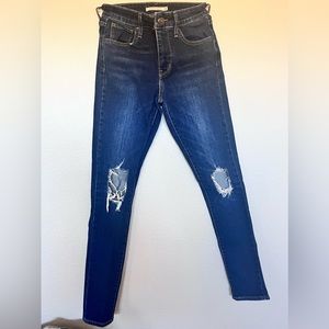 Levi’s 721 high rise skinny jeans 26